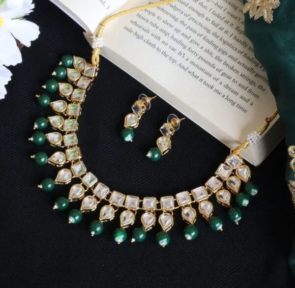 Green Kundan Necklace Set