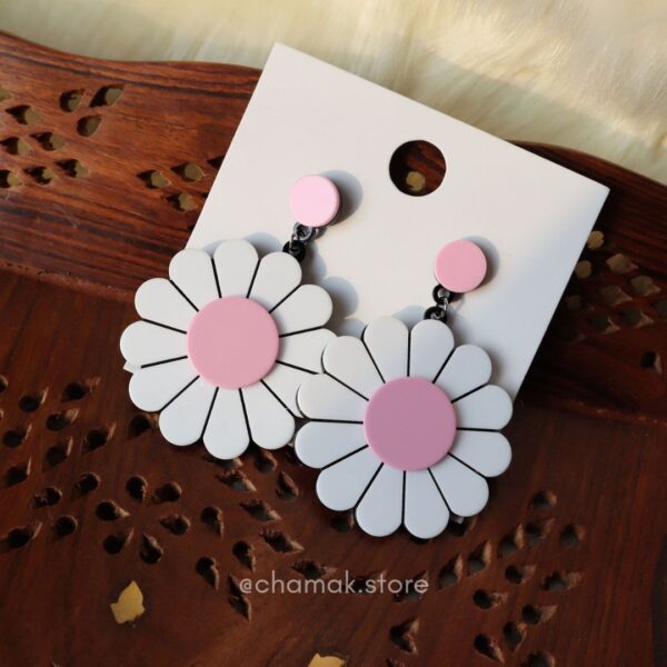 Daisy Flower Earrings- Pink