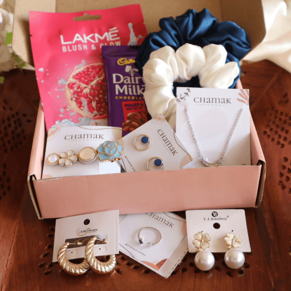 Premium Gift Hamper For Her