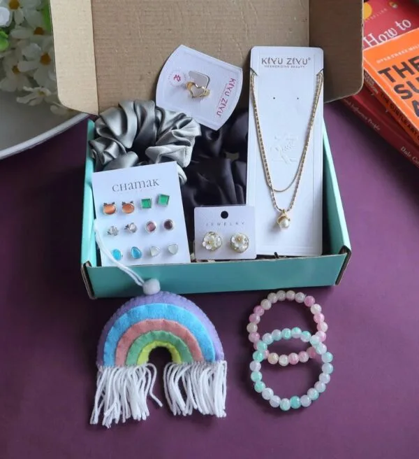 Premium Gift Hamper For Her