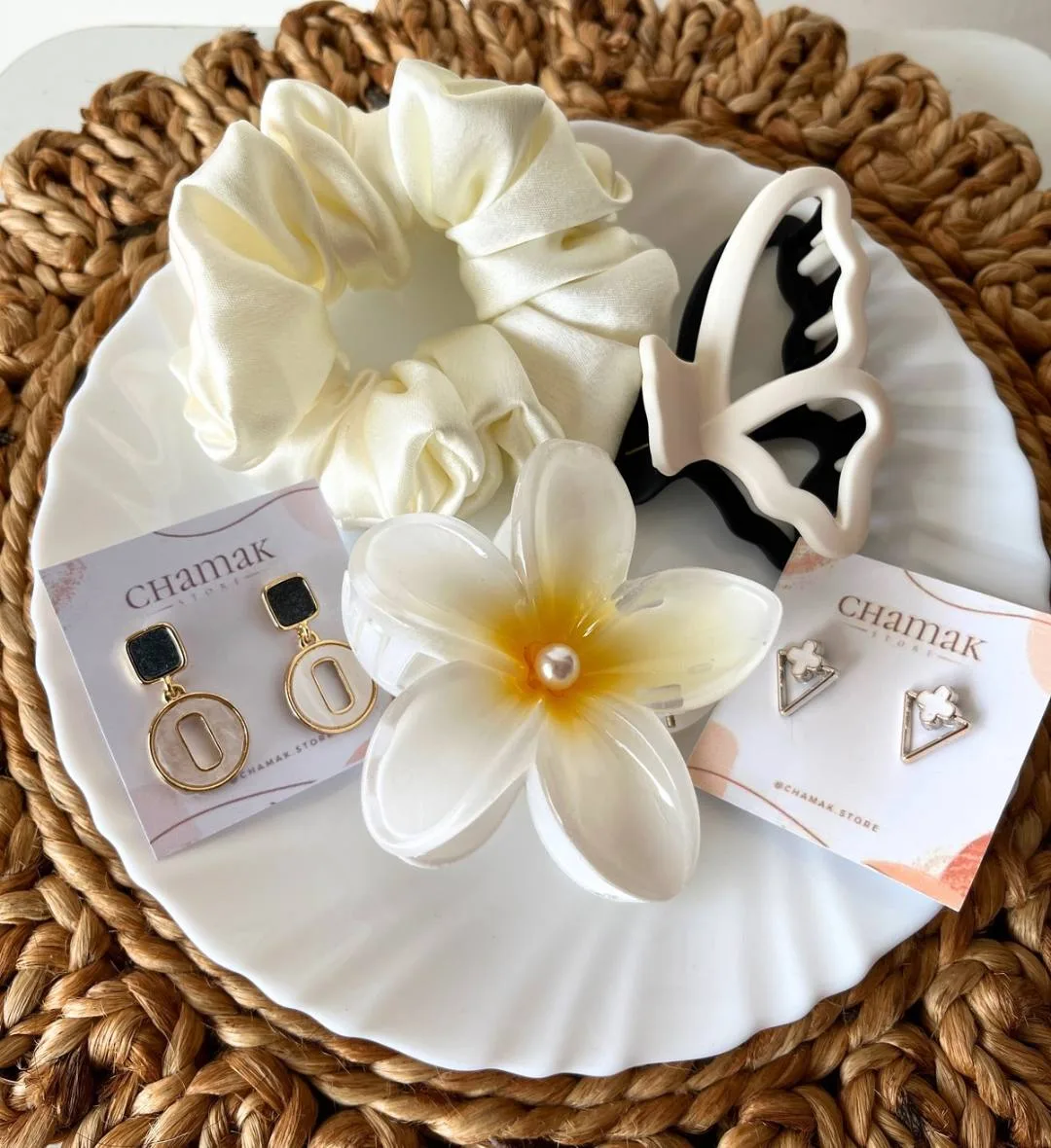 White Luxe Hamper