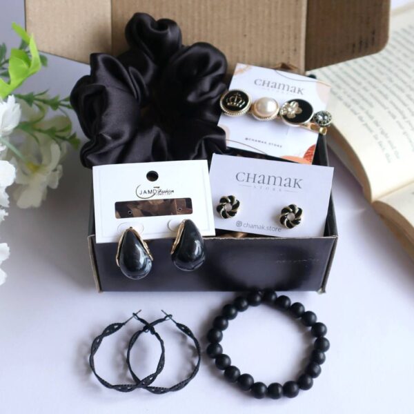 Black Themed Hamper-I