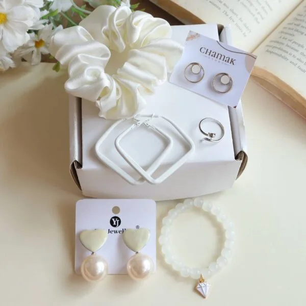 Pretty White Themed Hamper