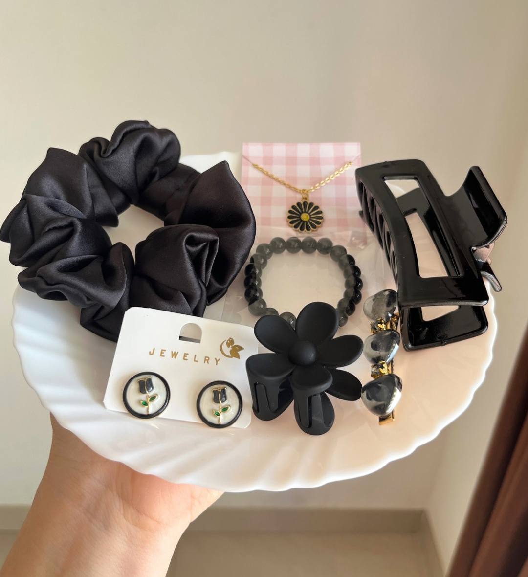 Dark Aesthetic Accessory Hamper