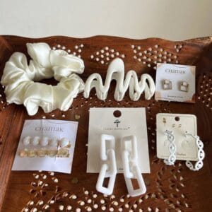 Pretty White Themed Hamper