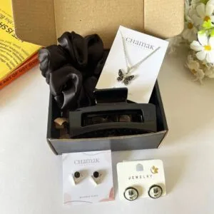 Classy Black Themed Hamper