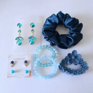 Blue themed Hamper