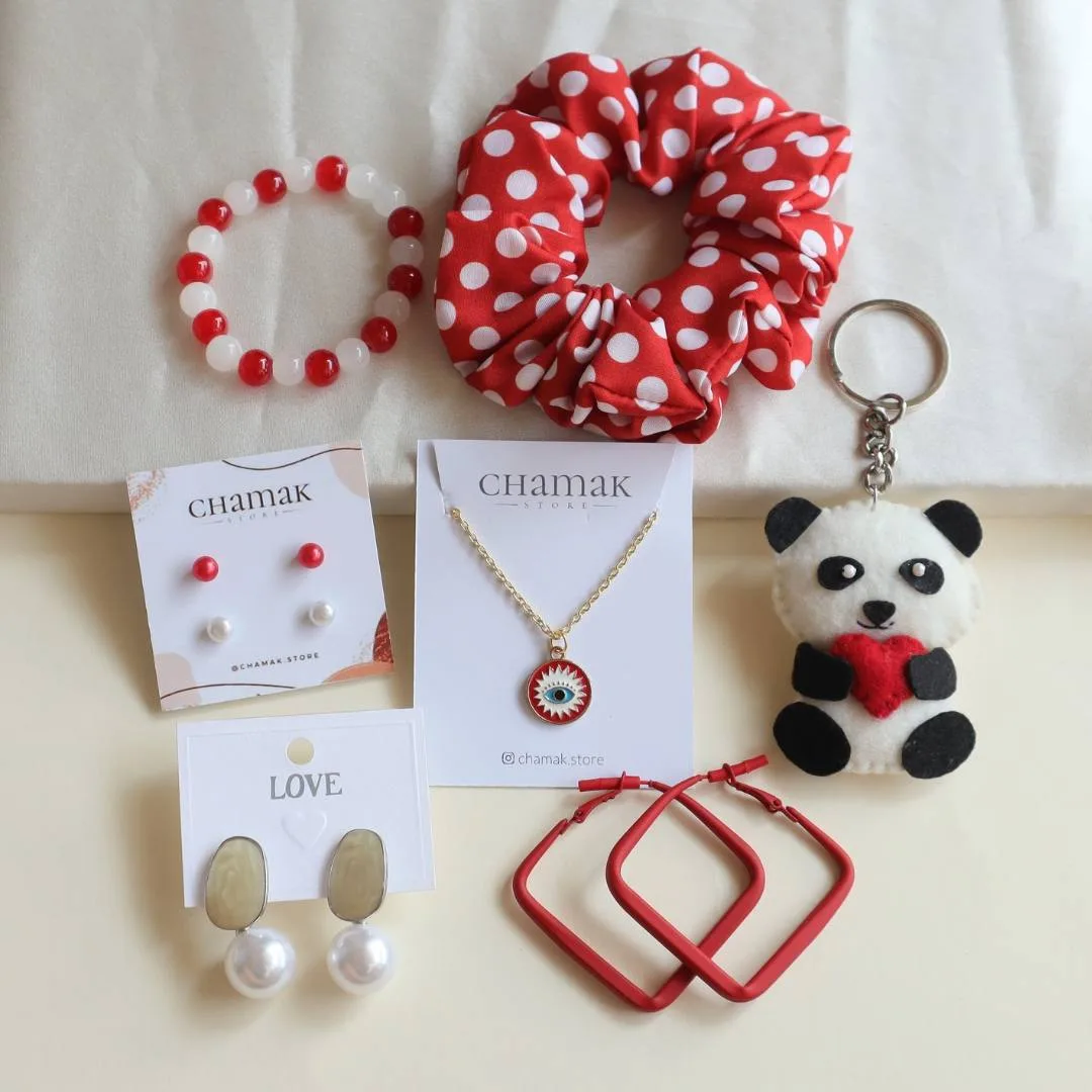 Red & White Themed Hamper