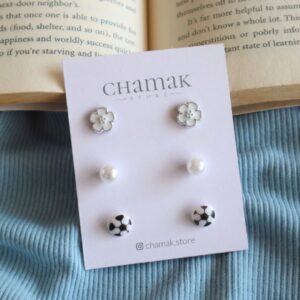 Set Of 3 Stud Earrings Card- White