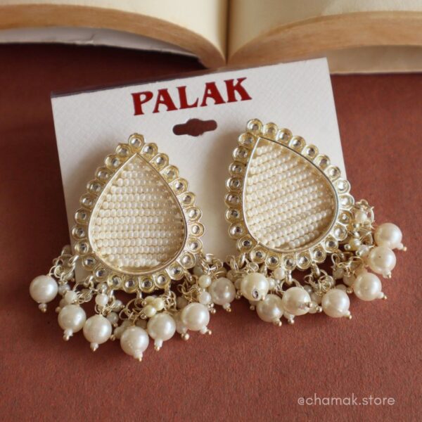 KAVYA Kundan Pearl Earrings