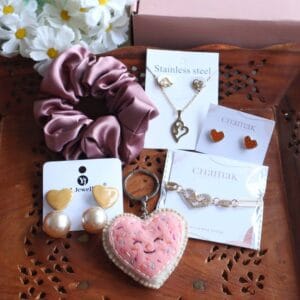 Heart Themed Hamper