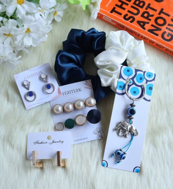 Blue & White Themed Hamper