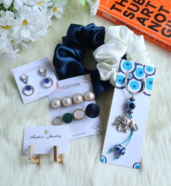 Blue & White Themed Hamper
