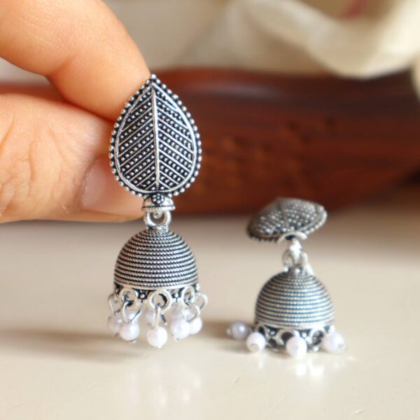 SHAYA Small Oxidised Jhumka Earrings