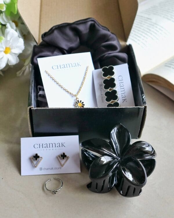 Black Themed Hamper-IV