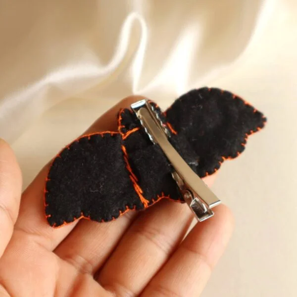 Flying Bat Hair Clip