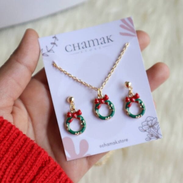 Christmas Mistletoe Necklace With Earrings Combo