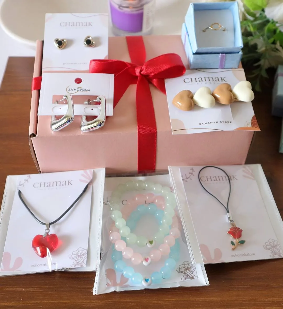 Valentine Hamper-II