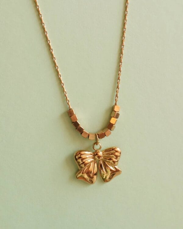 Elegant Bow Necklace