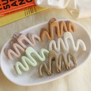 Wavy Hair Claw Clips