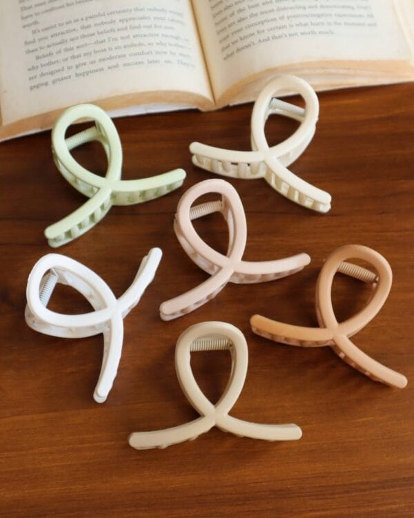 Twisted Claw Clips
