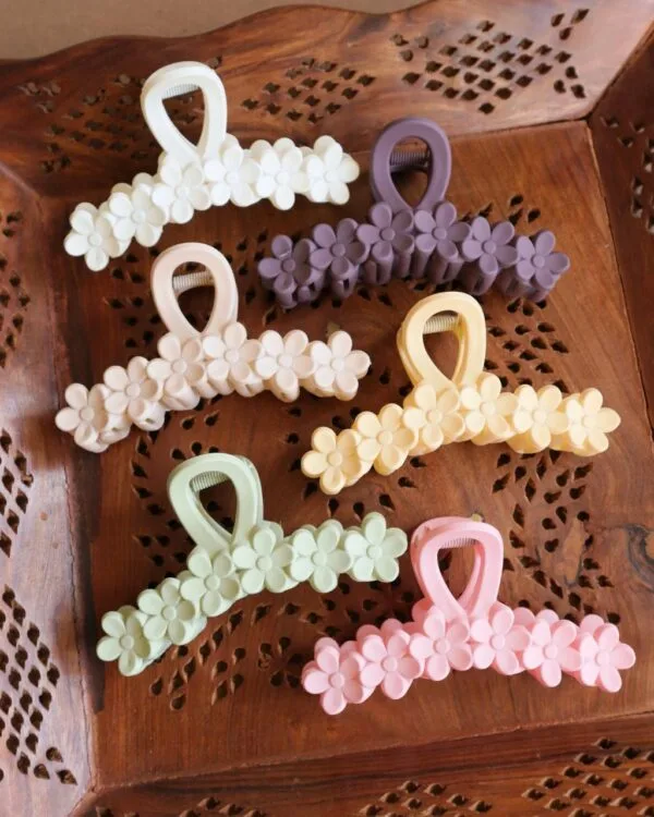 Large Multiple Flower Claw Clips