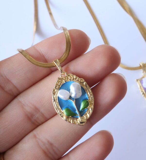 Ocean Bloom Pearl Necklace