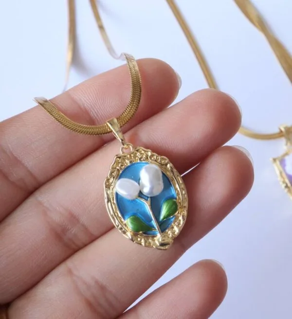 Ocean Bloom Pearl Necklace