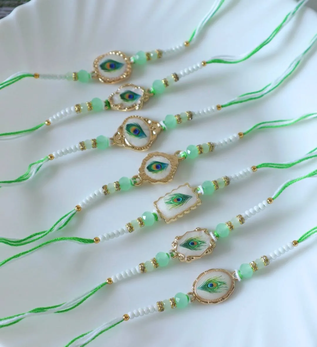 Elegant Mor Pankh Rakhi