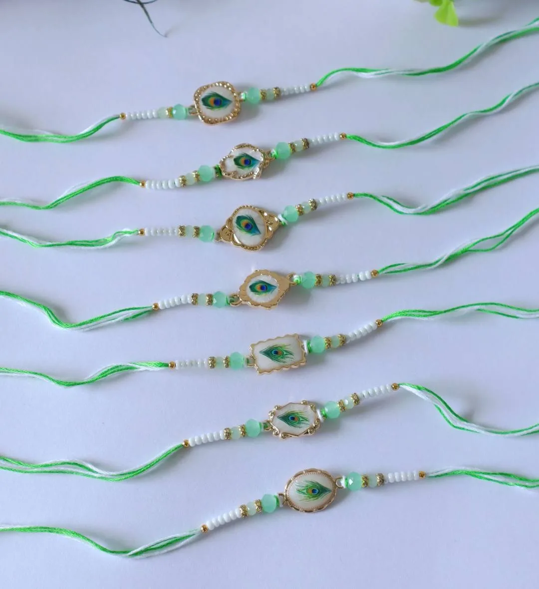 Elegant Mor Pankh Rakhi