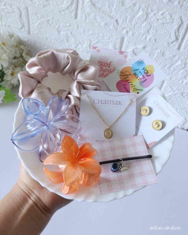 Forever Friends Hamper