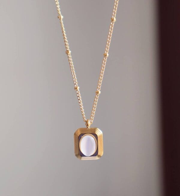 Elegant White Stone Necklace
