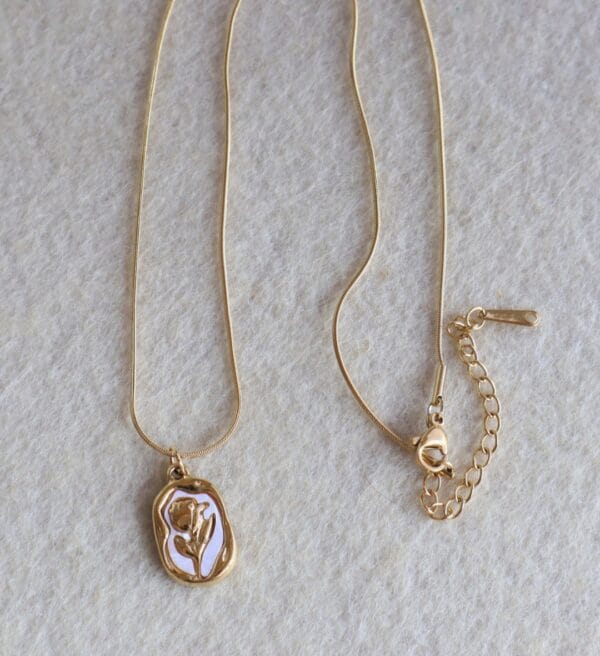 Vintage Rose Pendant Necklace