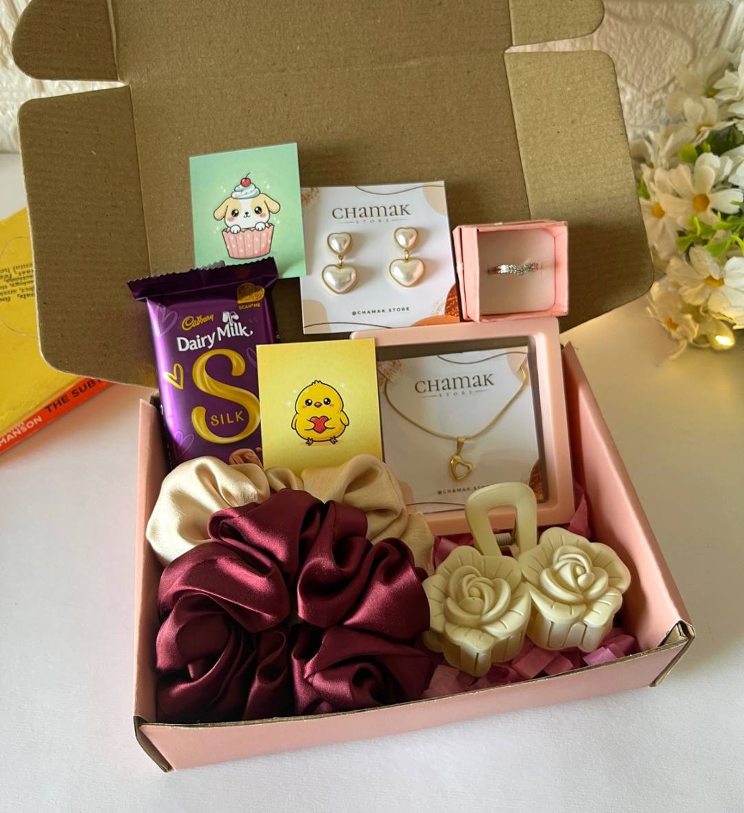 Minimal Love Gift Hamper