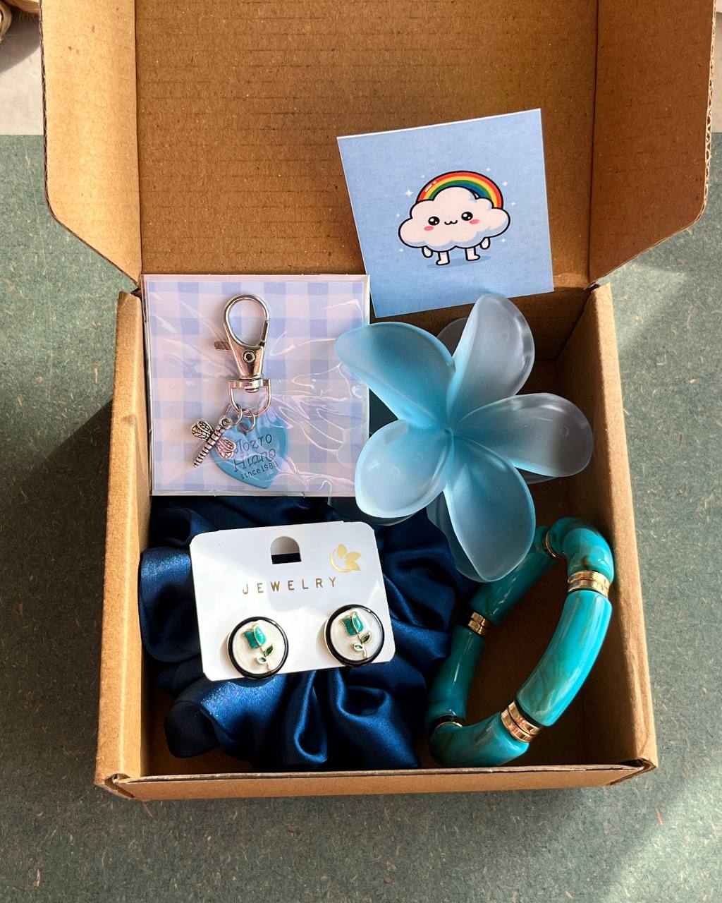 Trendy Gift Hamper for Her