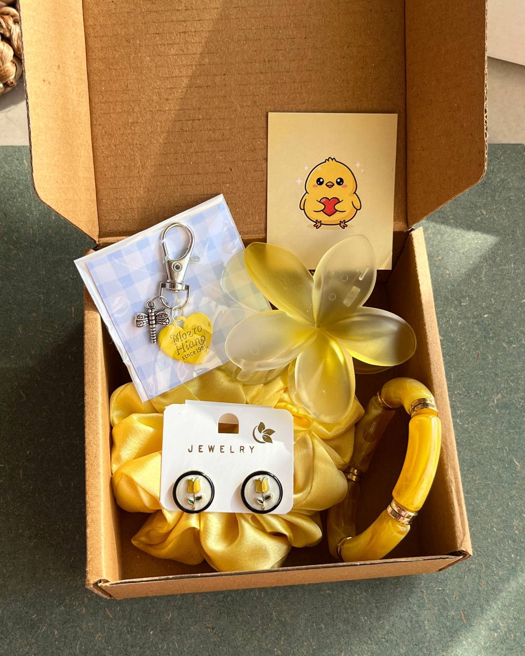 Trendy Gift Hamper for Her